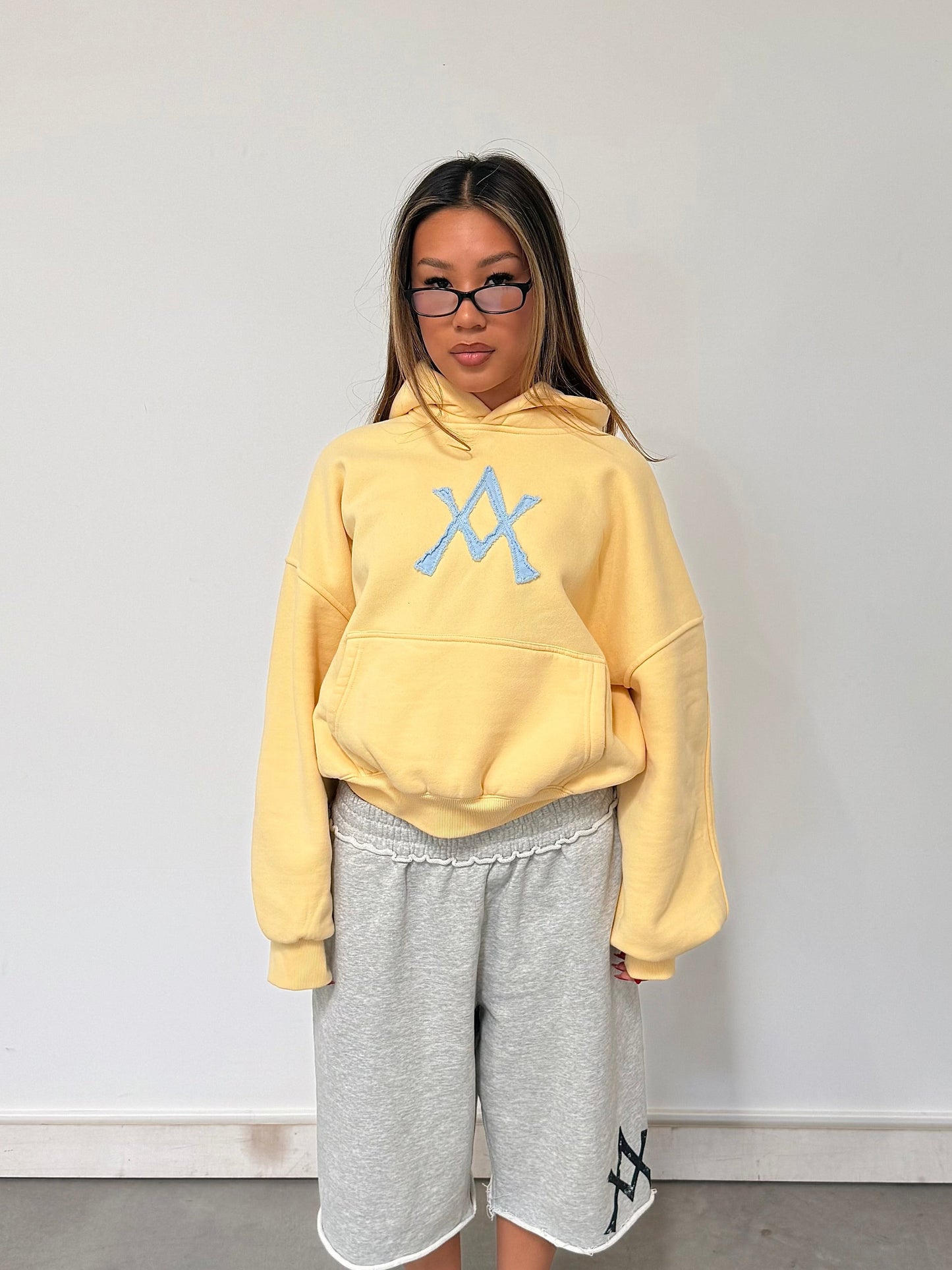 THE SLOUCH HOODIE